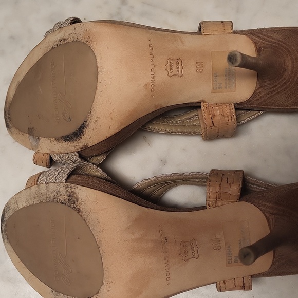 Donald Pliner sandals - Picture 3 of 4